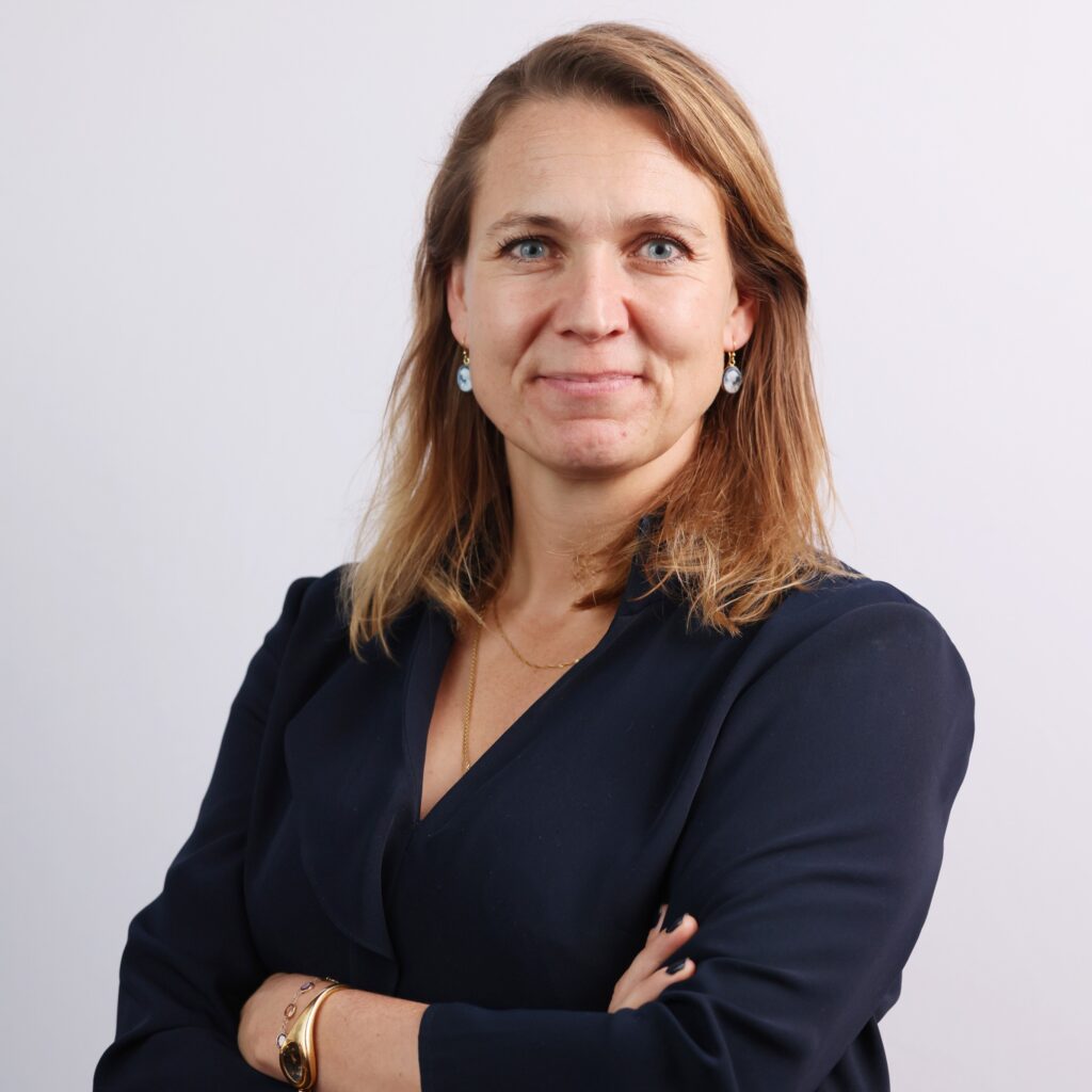 Esther Hoeve